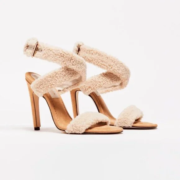 Good American Sherpa Sandals Heels Size 7 - Picture 3 of 7